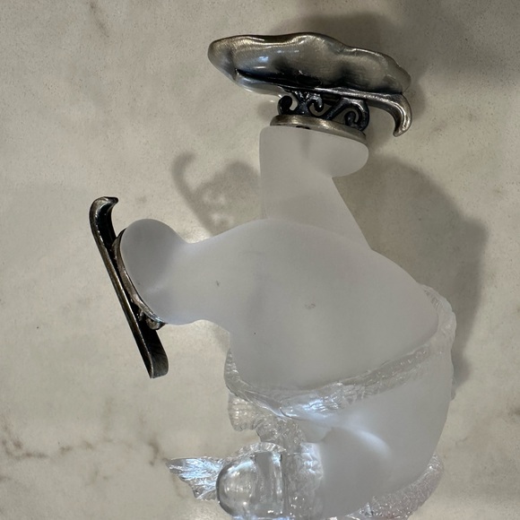 “Vintage Frosted Glass Skating Snowman Figurines – Set of 3, - Picture 12 of 16